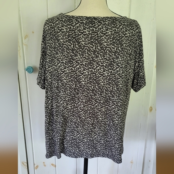 Talbots Cheetah Cowl Neck Shortsleeve Stretch Top - Picture 5 of 9